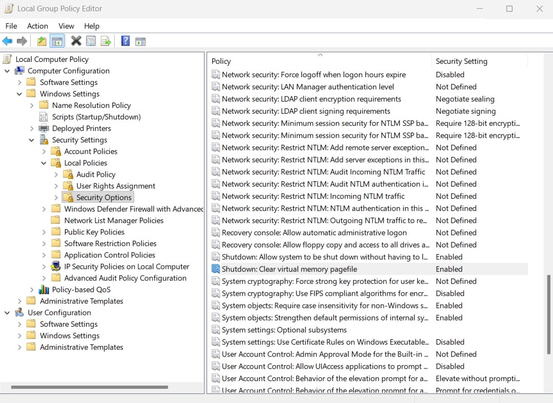 Windows Group Policy Editor
      screenshot with clear pagefile setting enabled